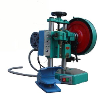 为什么超声波复合压花机冬天与夏天工作效卒差别大？